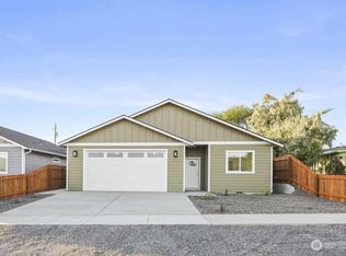 524 2nd Ave SE, Soap Lake, WA 98851