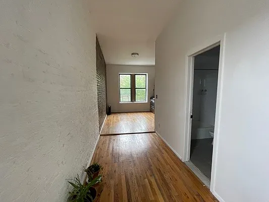 Rented by Brown Harris Stevens | media 11