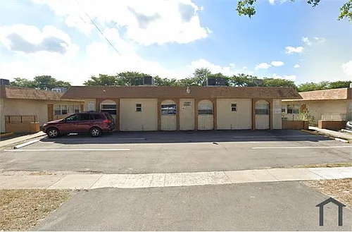 5314 NW 24th St #143 Photo 1