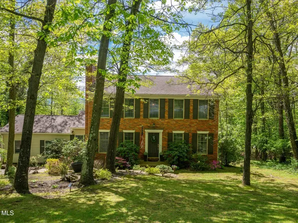 131 Stonehedge Rd, Hollidaysburg, PA 16648