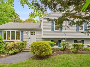 19 Hood Dr, Plymouth, MA 02360