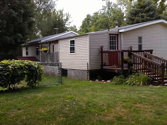 5th image of 17854 Cedar Springs Ave NE