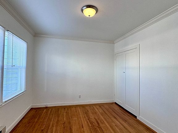 5th image of 186 Pixley St