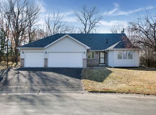6635 Pelican Pl, Lino Lakes, MN 55014