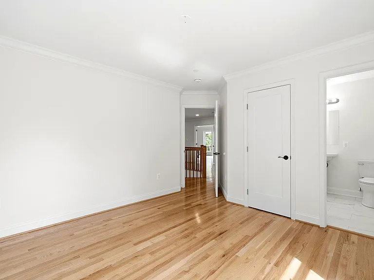 5116 Shore Dr — Photo 76