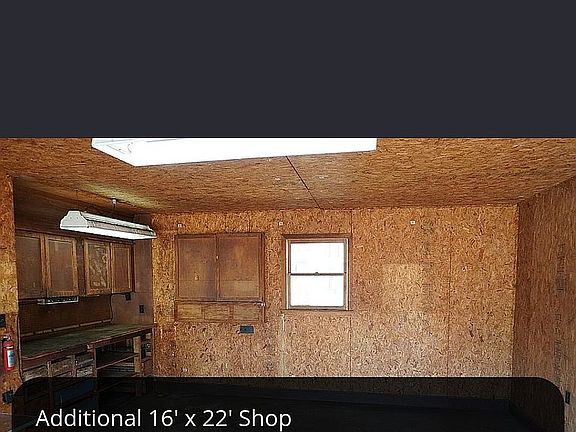 3rd image of 509 Woodhaven Rd