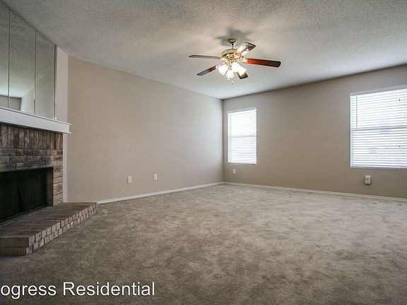 04-familyroom