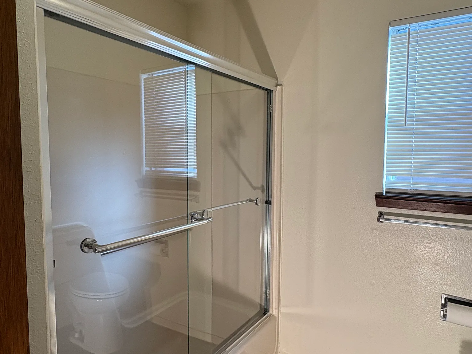 2 bed, 950 sqft, $1,150 — Photo 3