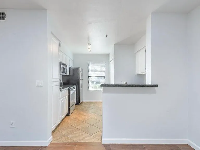 2025 E Campbell Ave #135 — Photo 18