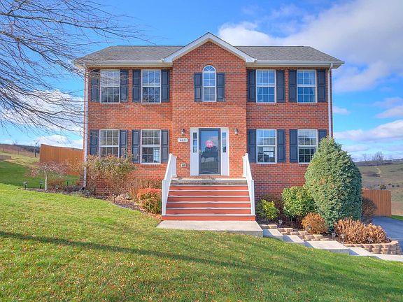 2nd image of 465 Windsor Dr