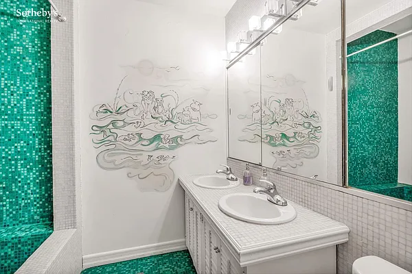 Sold by Sotheby's International Realty | media 9