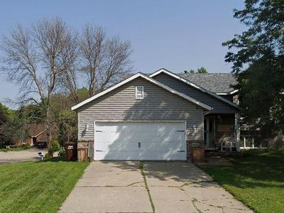 6426 11th St N, Oakdale, MN, 55128