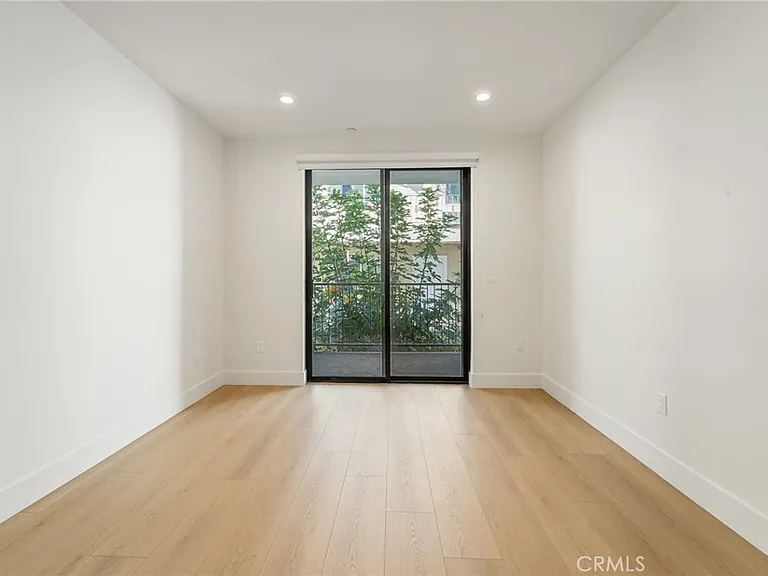 7510 Sepulveda Blvd #204 — Photo 21
