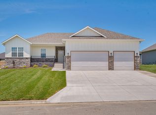 2605 W Webb Rd, Ozark, MO 65721