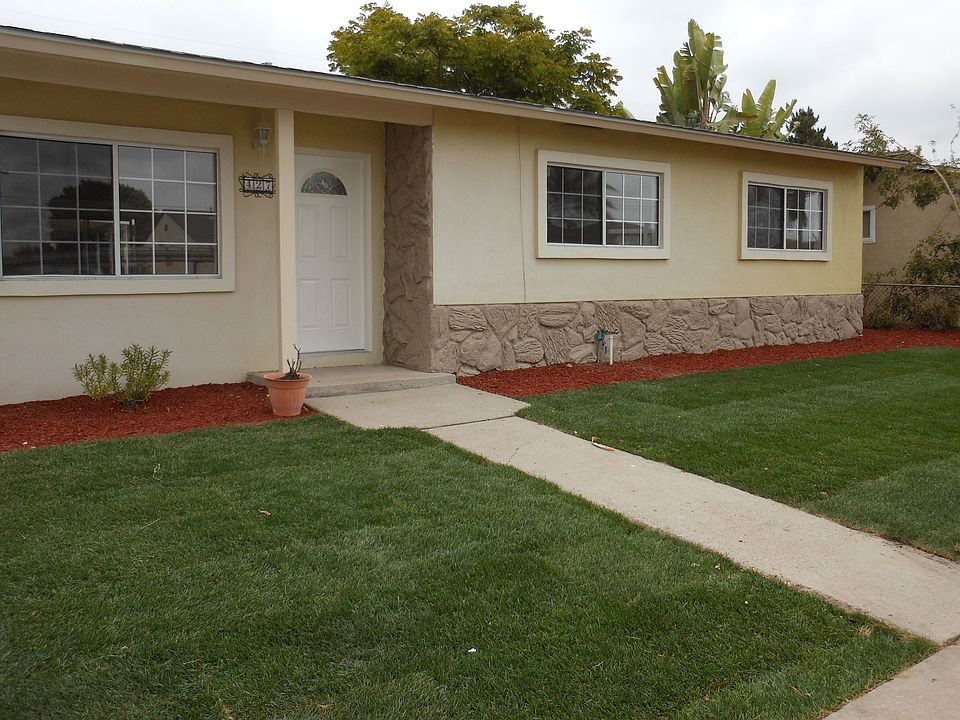 1st image of 427 Sawtelle Ave