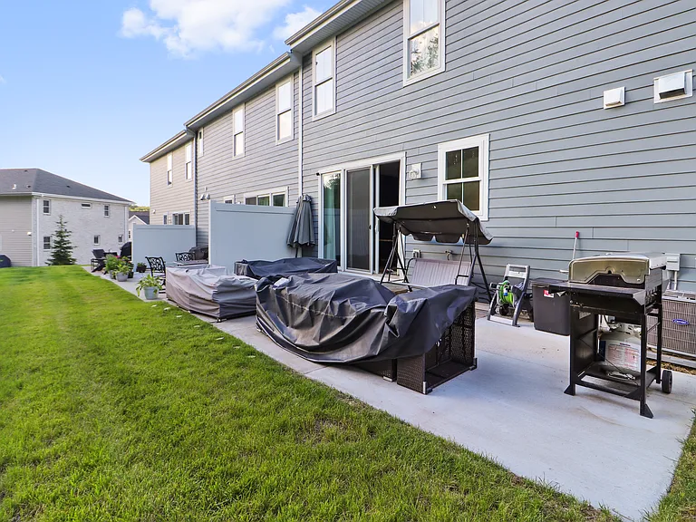 414 Walnut Ct — Photo 20
