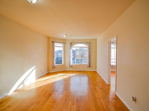 2nd image of 513 Price St
