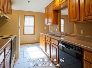915 Ratone St, Manhattan, KS 66502