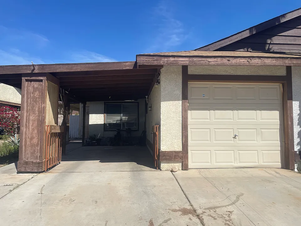 7262 Vireo Dr