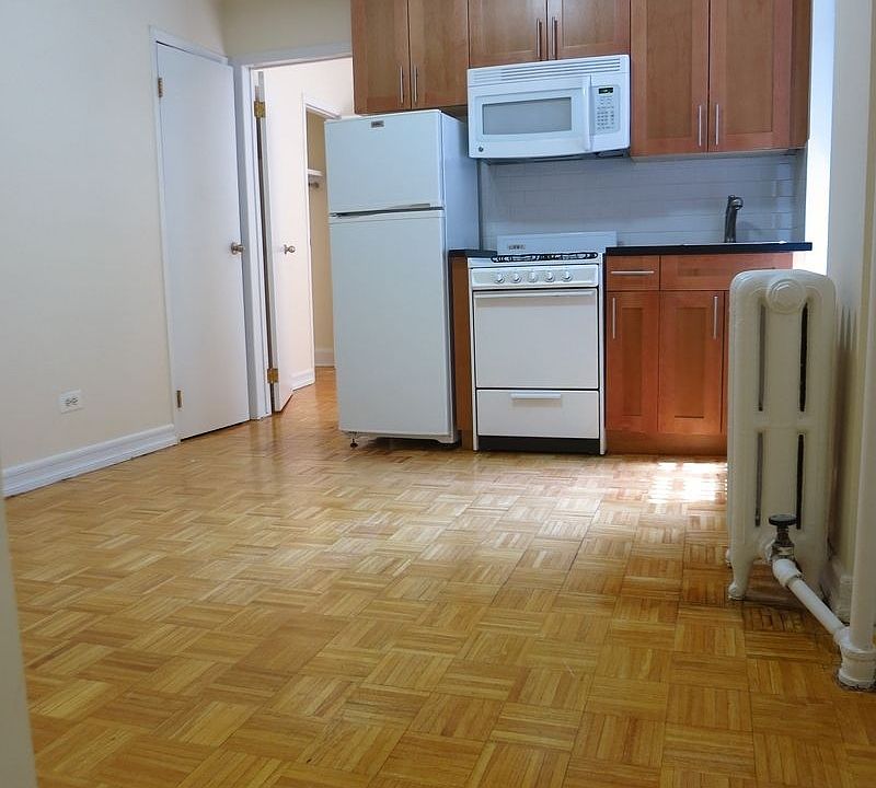 1st image of 520 E 79th St APT 4B