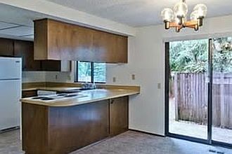 3rd image of 517 124th Pl SW #1