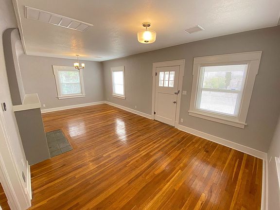 4th image of 2723 Sacramento Ave #A