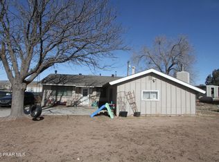 460 E Bramble Dr, Paulden, AZ 86334