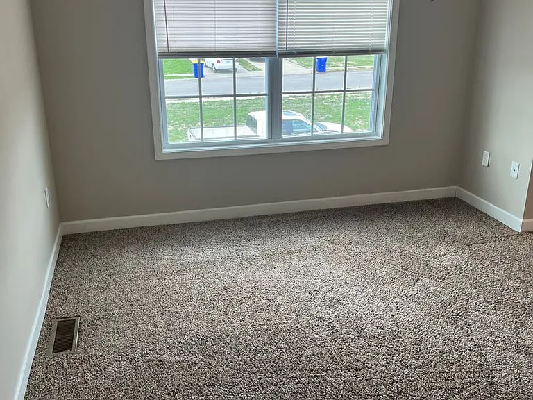 736 Village Creek Dr — Photo 20