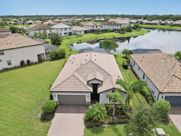 11324 Sweetgrass Dr, Bradenton, FL 34212