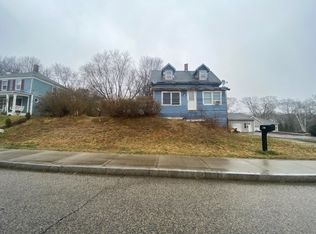 108 South St, Plymouth, MA 02360