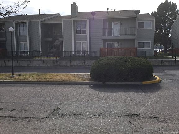 2nd image of 2330 E Fremont Ave #D19