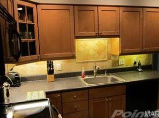 106 Oakwood Ave, Saint Louis, MO 63119