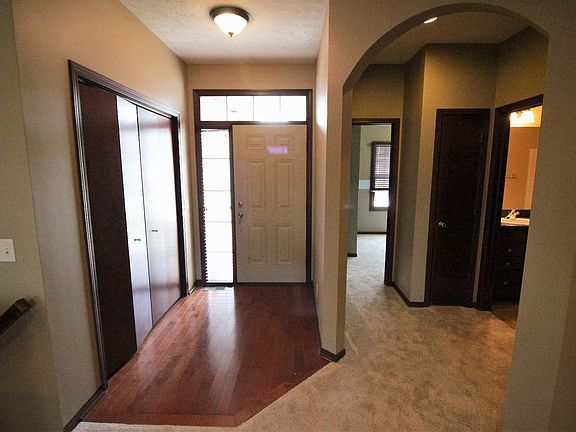 3rd image of 8850 Berg Dr