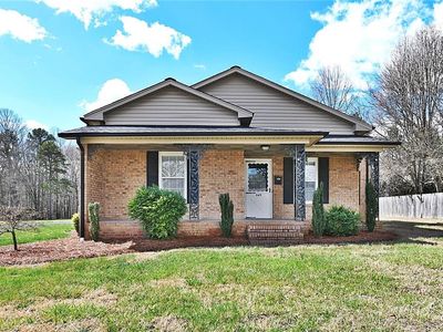 649 S Salisbury St, Mocksville, NC, 27028