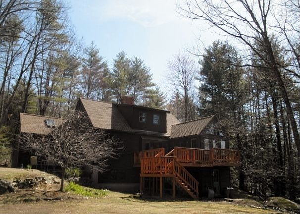 2nd image of 20 N Meadow Rd