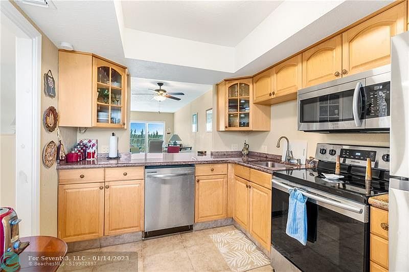 1st image of 3150 N Palm Aire Dr APT 904