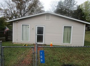 109 Pecos Dr, Hillsboro, MO 63050