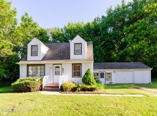 431 Barrington Ave, Dundee, IL 60118