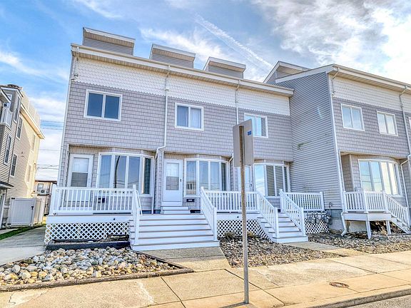 2nd image of 4015 West Ave #4015