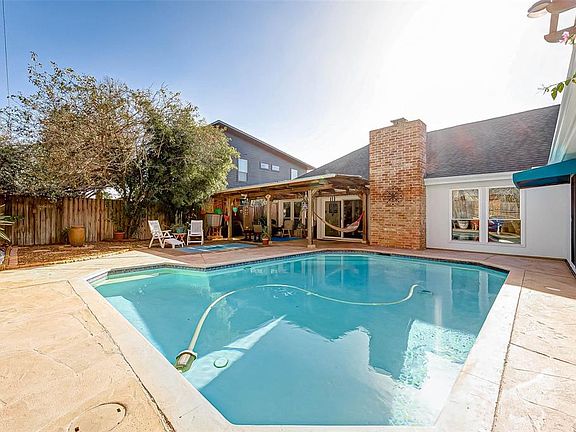 4th image of 2222 Winged Foot Dr