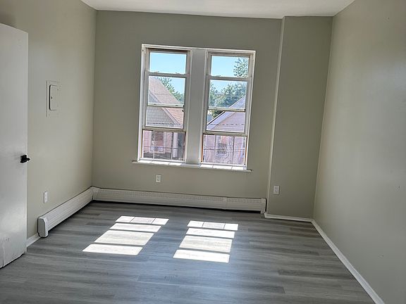 4th image of 153A Pierson St #9