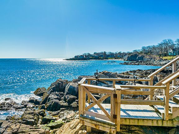 4th image of 876 Shore Rd