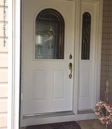 3rd image of 146 San Carlos St