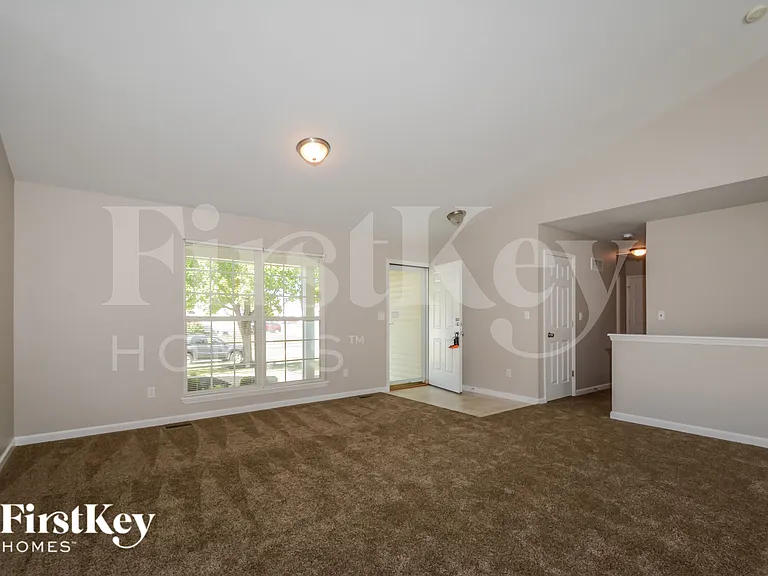 310 Rustic Oaks Dr — Photo 4
