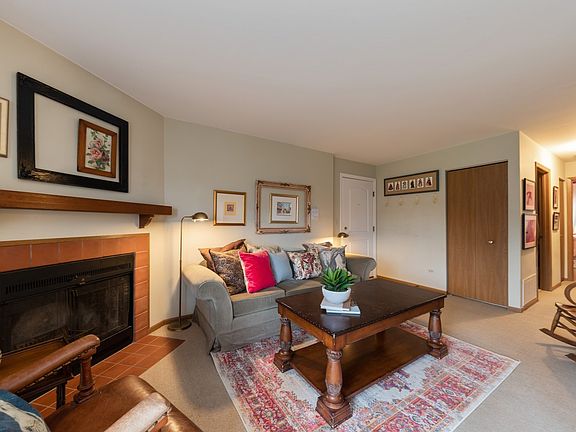 3rd image of 612 N Deer Run Dr #612