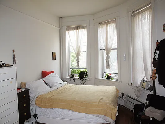 Rented by Stewart Harrison LLC | media 15