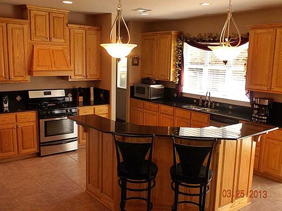5th image of 313 Highland Crest Dr