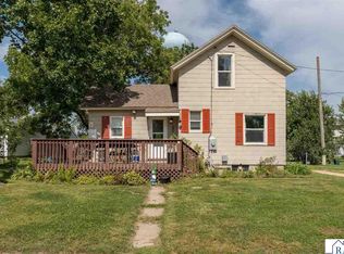 211 W Blue Earth St, Lake Crystal, MN 56055