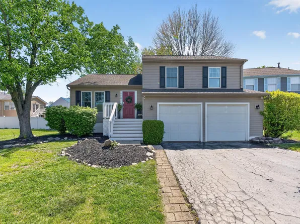 988 Bright Star Ct, Columbus, OH 43228