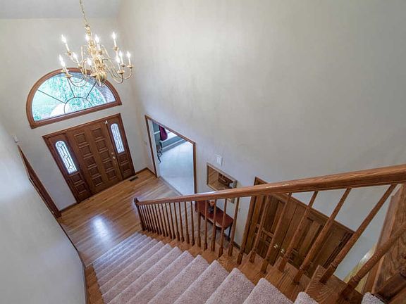 5th image of 4864 Aberdeen Ave